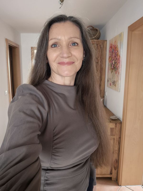 Hebamme Isabelle Tauscher 
